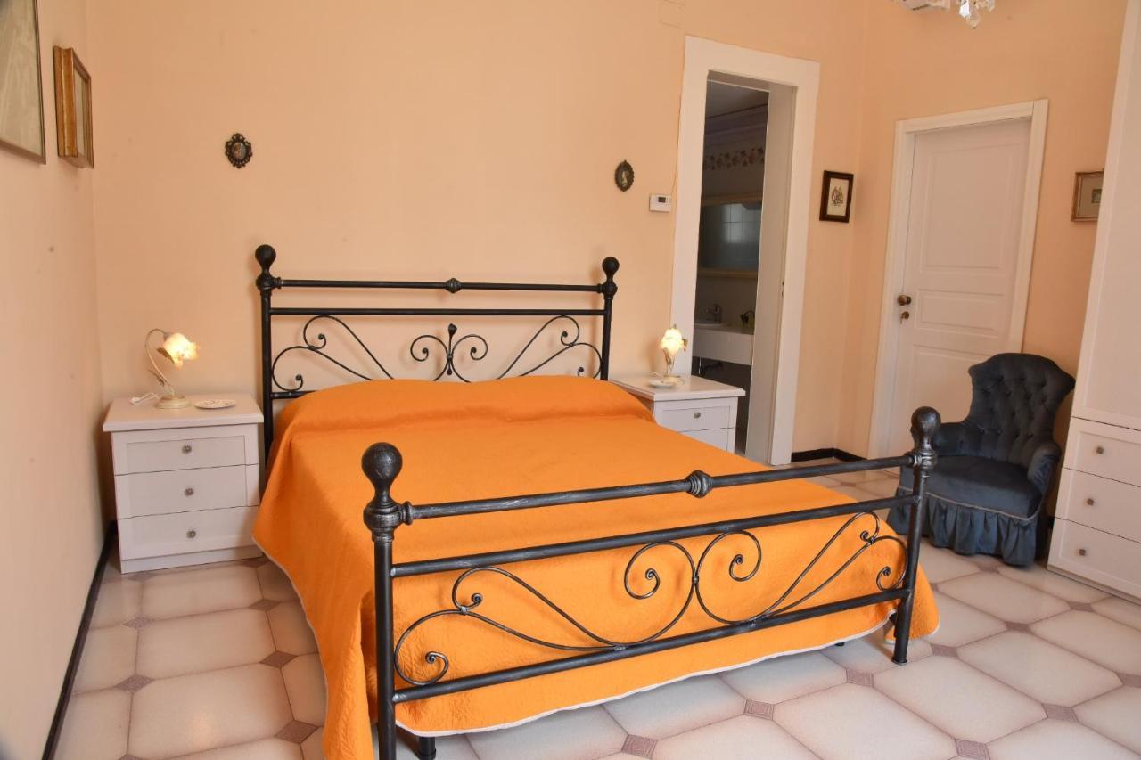 Rosaria Suite & Rooms Lecce Exteriör bild