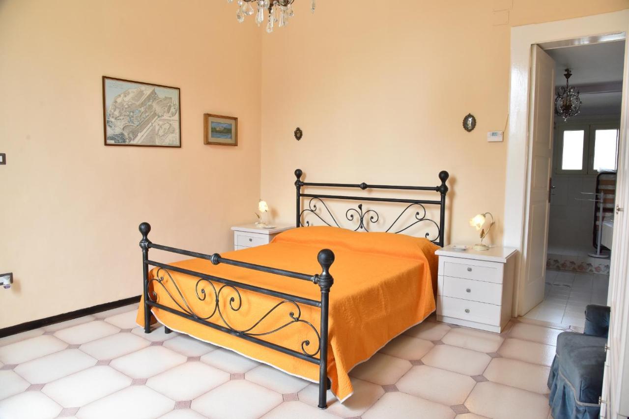 Rosaria Suite & Rooms Lecce Exteriör bild