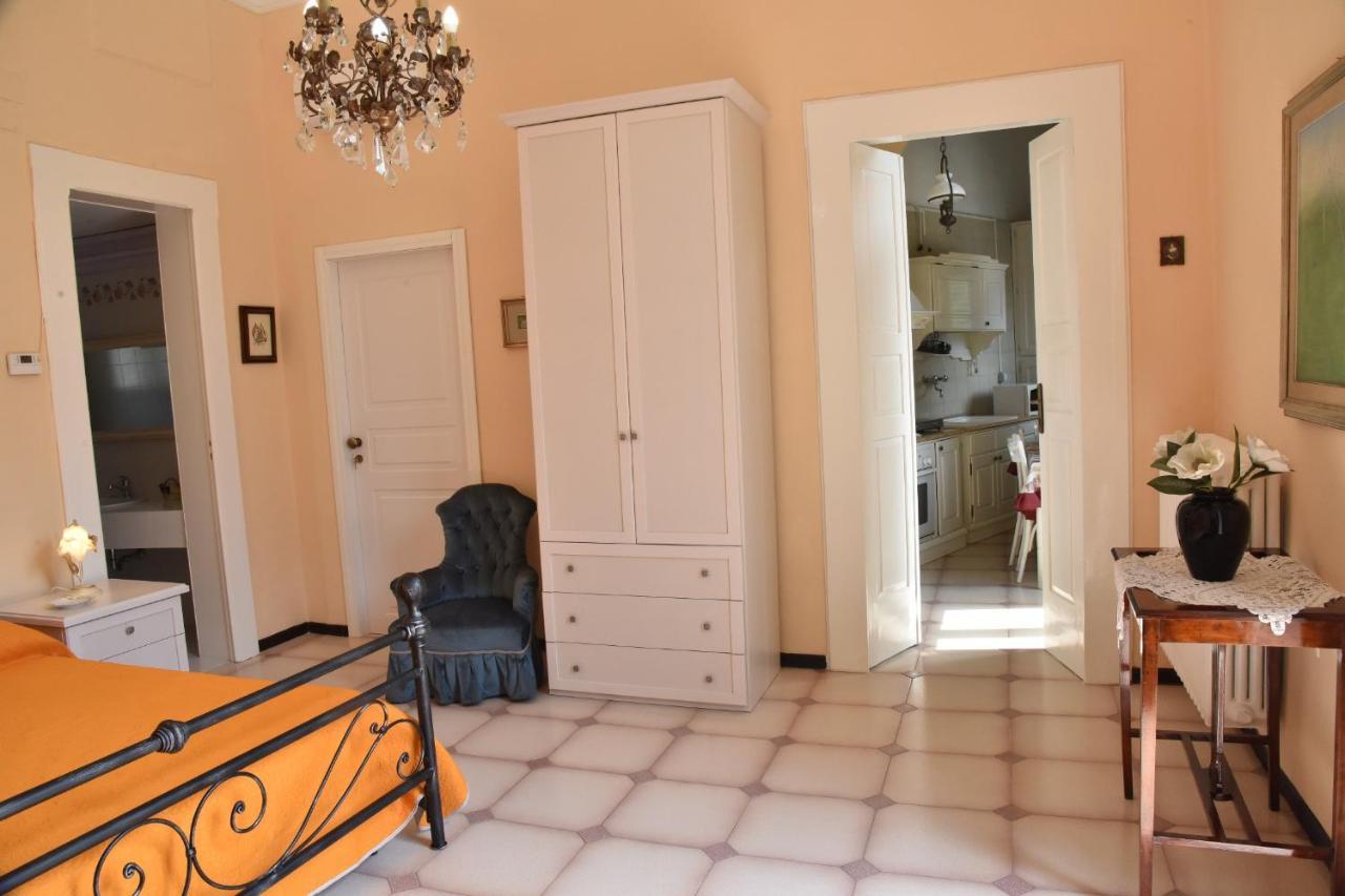 Rosaria Suite & Rooms Lecce Exteriör bild