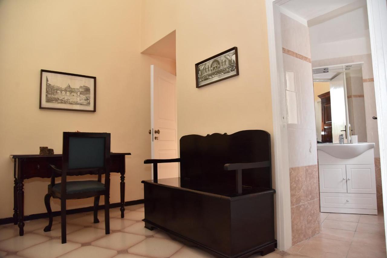Rosaria Suite & Rooms Lecce Exteriör bild