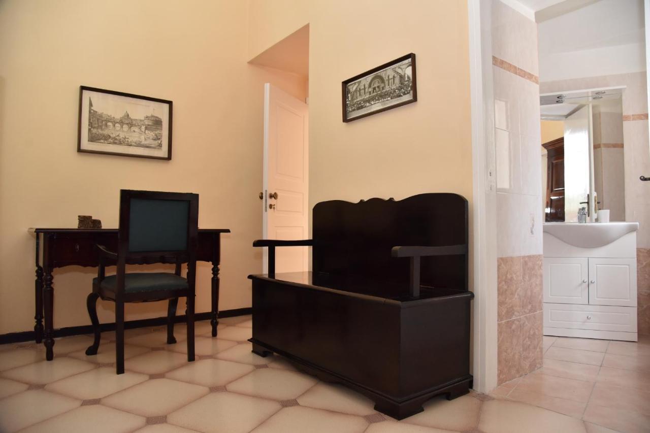 Rosaria Suite & Rooms Lecce Exteriör bild